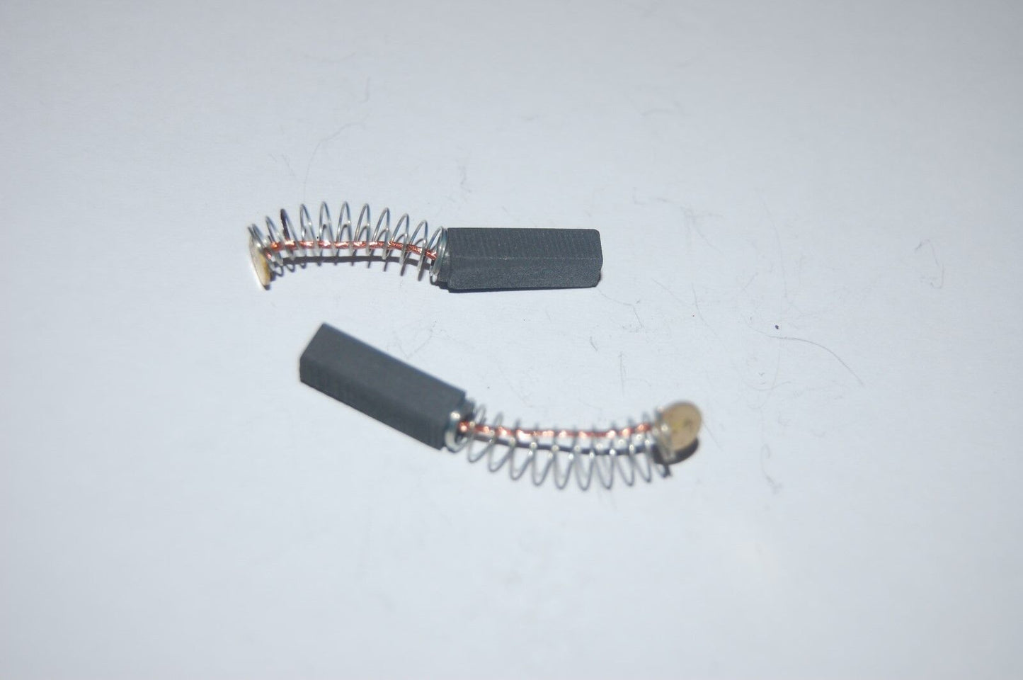 10PCS 16X5X5mm(LxWxH) Spring Carbon brush