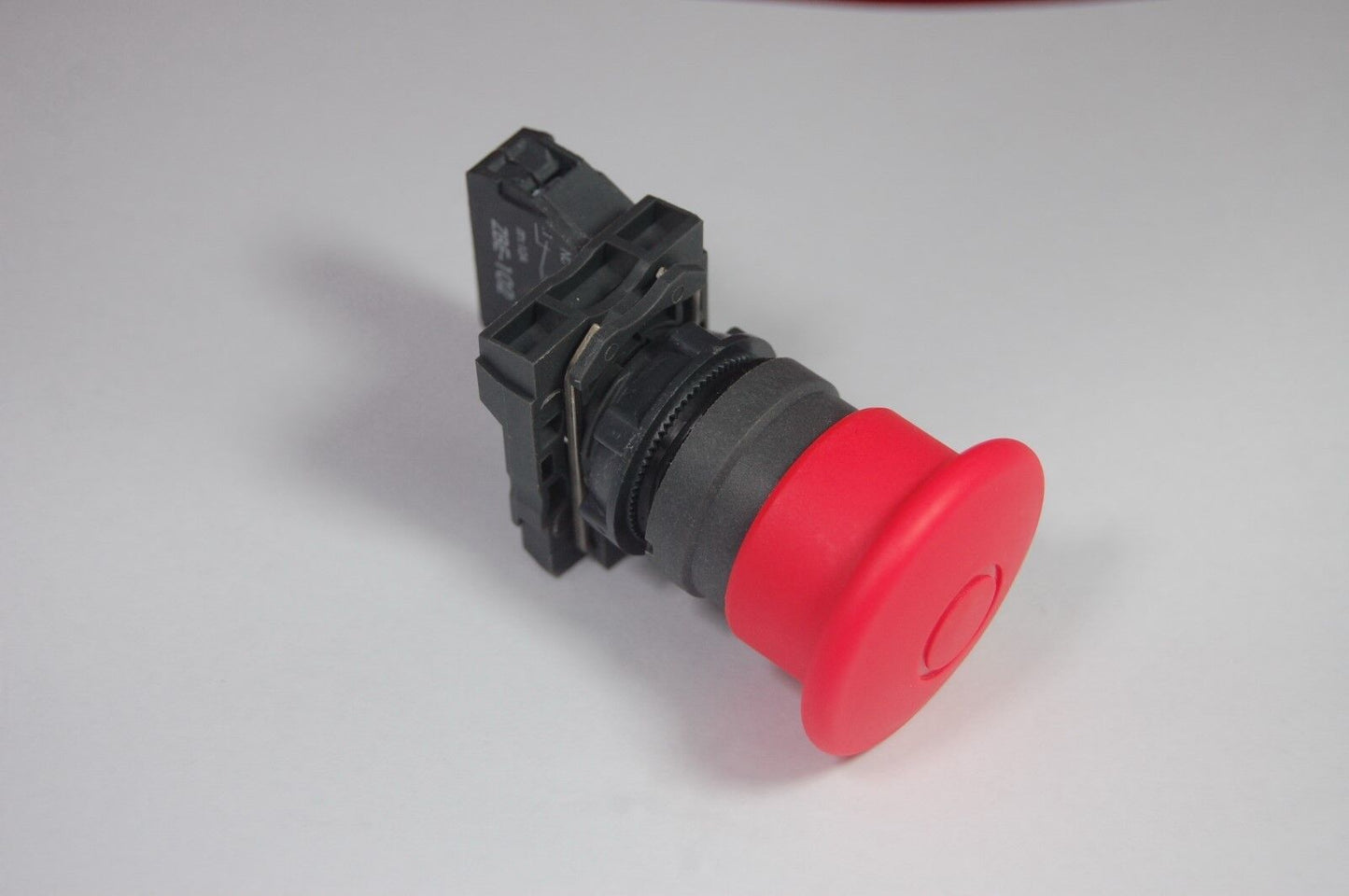 1PC Emergency switching off, Push-pull Φ40mm Mushroom pushbutton Fits XB5 AT42