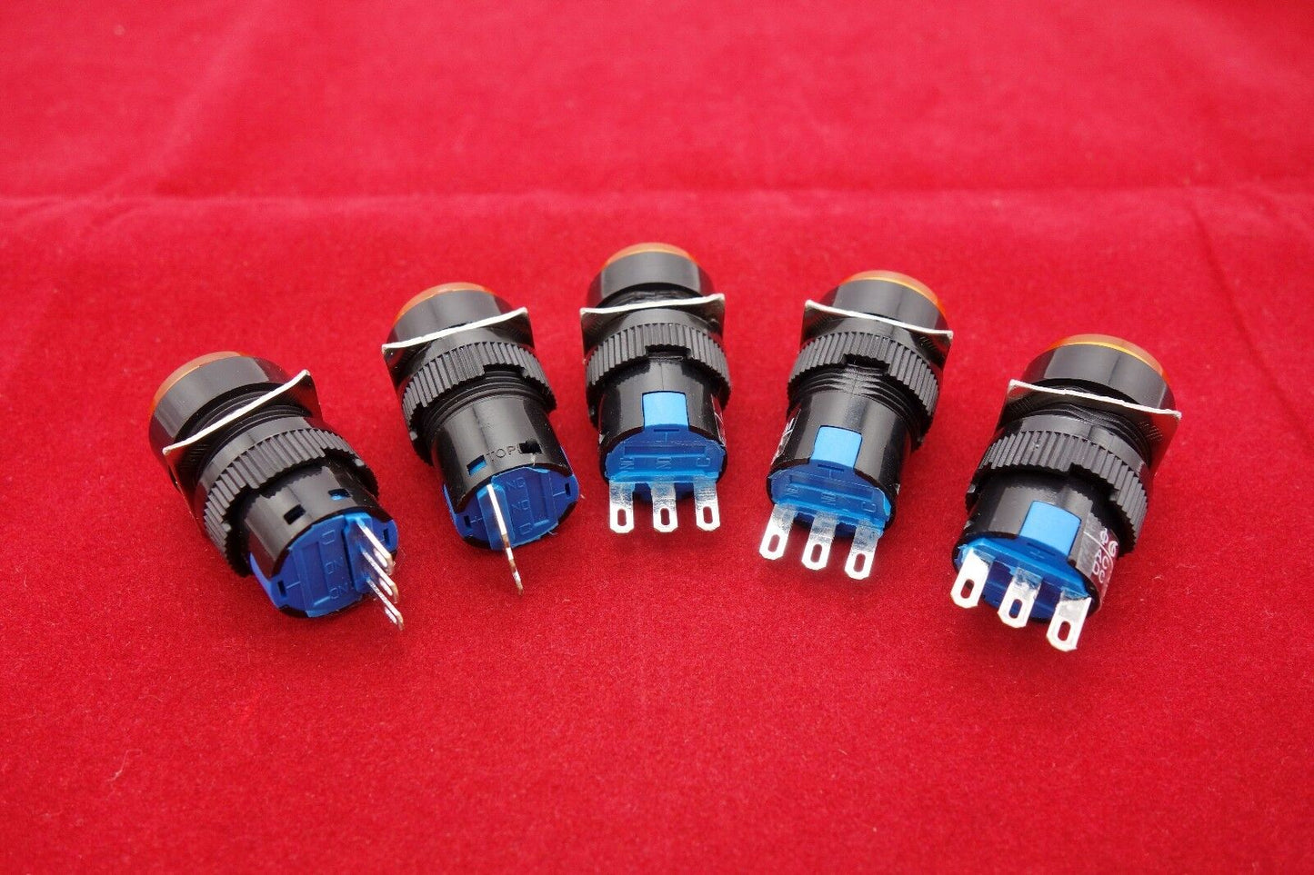 5PCS 16MM YELLOW ROUND Maintained Latching PUSH BUTTON SWITCH 3 PINS 250V 3A