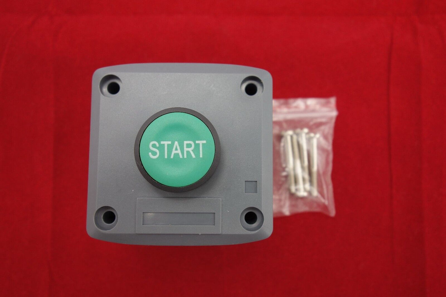 1PC Fits XAL-D103 22mm Start Control Station Enclosure Flush Green Push 1N/O
