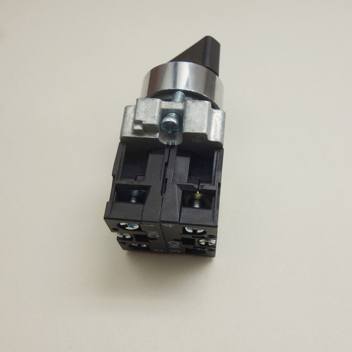 1PC 22mm Select switch 3 Position Fits XB2BD83 left monmentary right Maintain