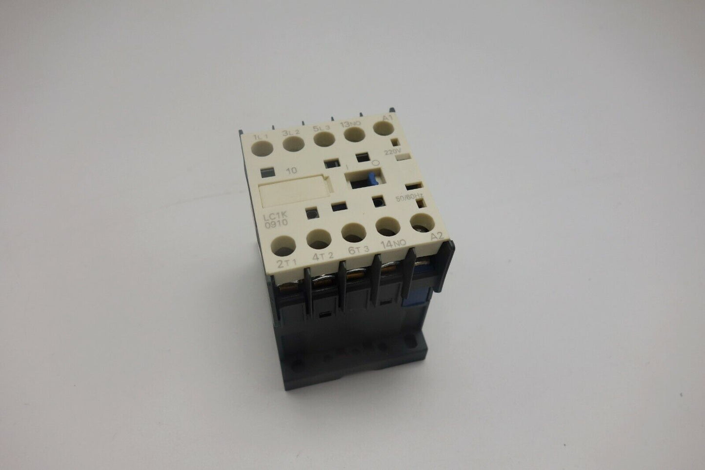 1PC NEW FITS LC1-K0910M7 AC CONTACTOR 220/230V AC 50/60HZ COIL