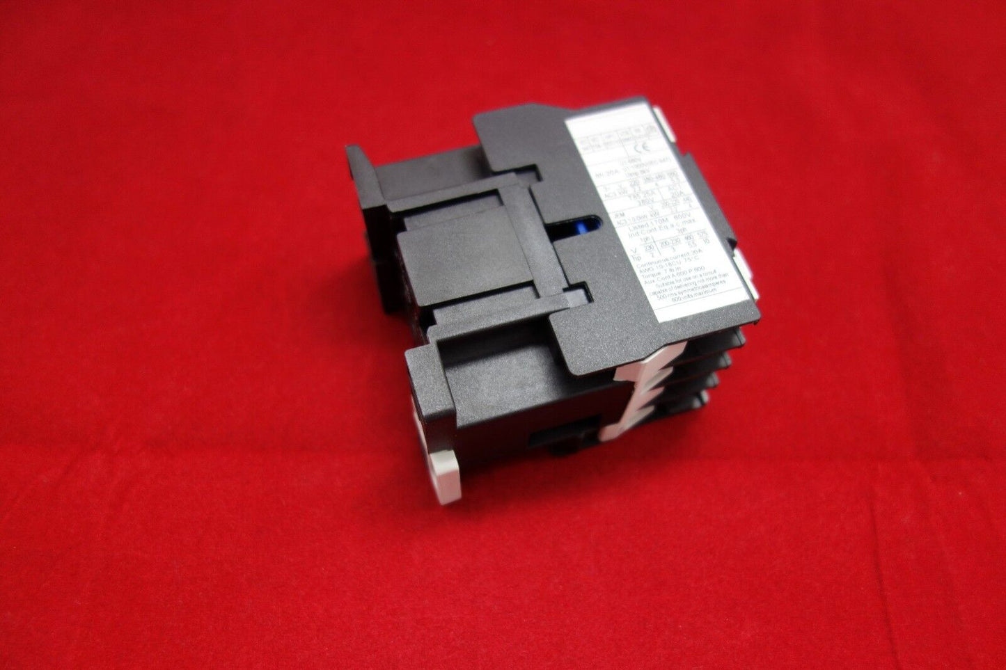 1PC FITS LC1-D0901 AC CONTACTOR 9A COIL 110V AC 50/60HZ 3NO+NC