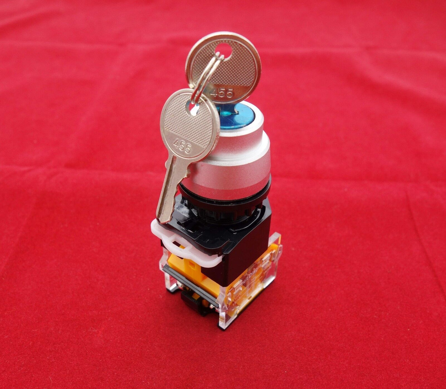 1PC Cutout 22MM Key Selector Switch 2 Position Maintained key switch LAY39