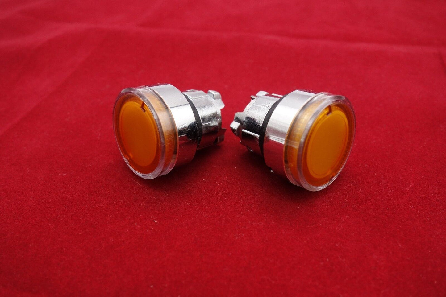 2PC 22MM PUSHBUTTON SWITCH HEAD FITS ZB4 BW353 Yellow Head XB4BW35 Parts