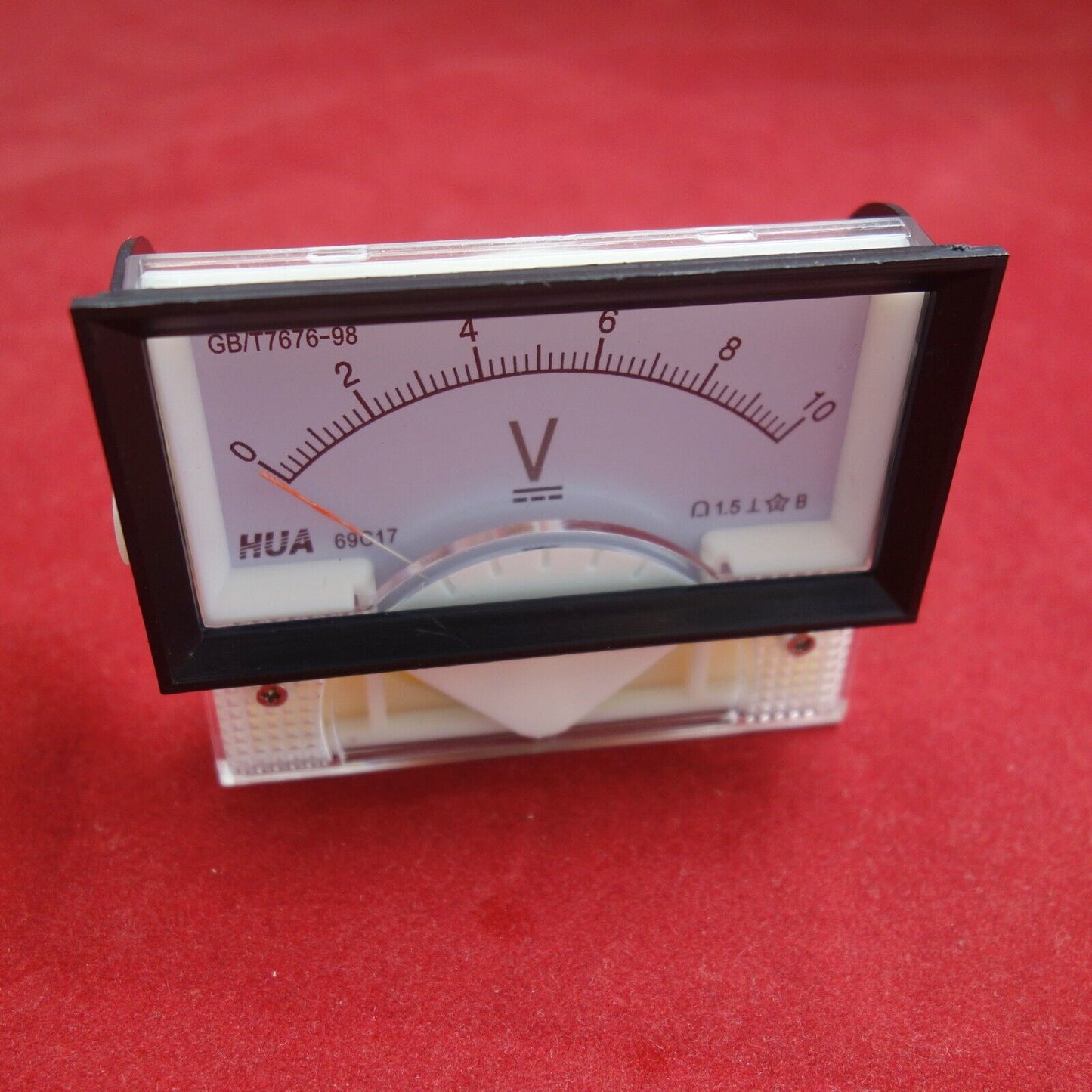 1PC DC 0-10V Analog VOLTMETER Voltage Meter 10V 69C17 69C9 direct connect