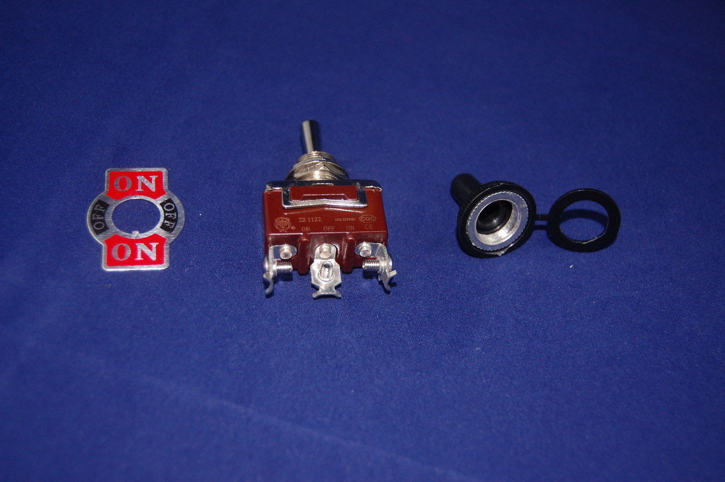 2PCS 3PIN ON-OFF-ON Toggle Switch 15A 250V Screw Termianls maintain water proof