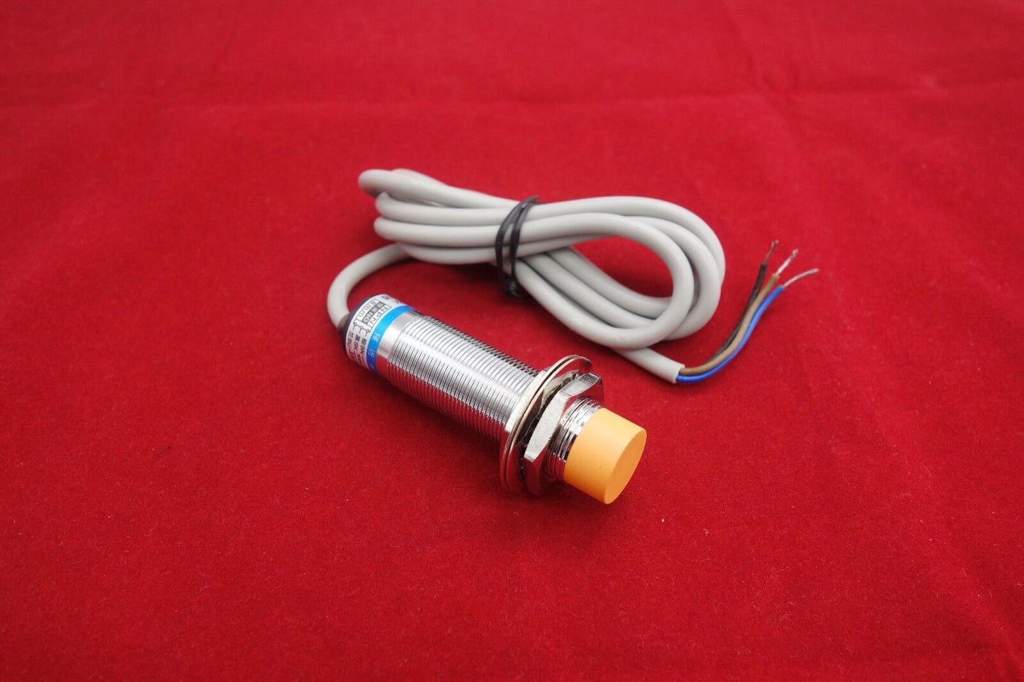 1PC LJ18A3-5-Z/AY Proximity Sensor Detection Switch PNP NC DC 6-36V