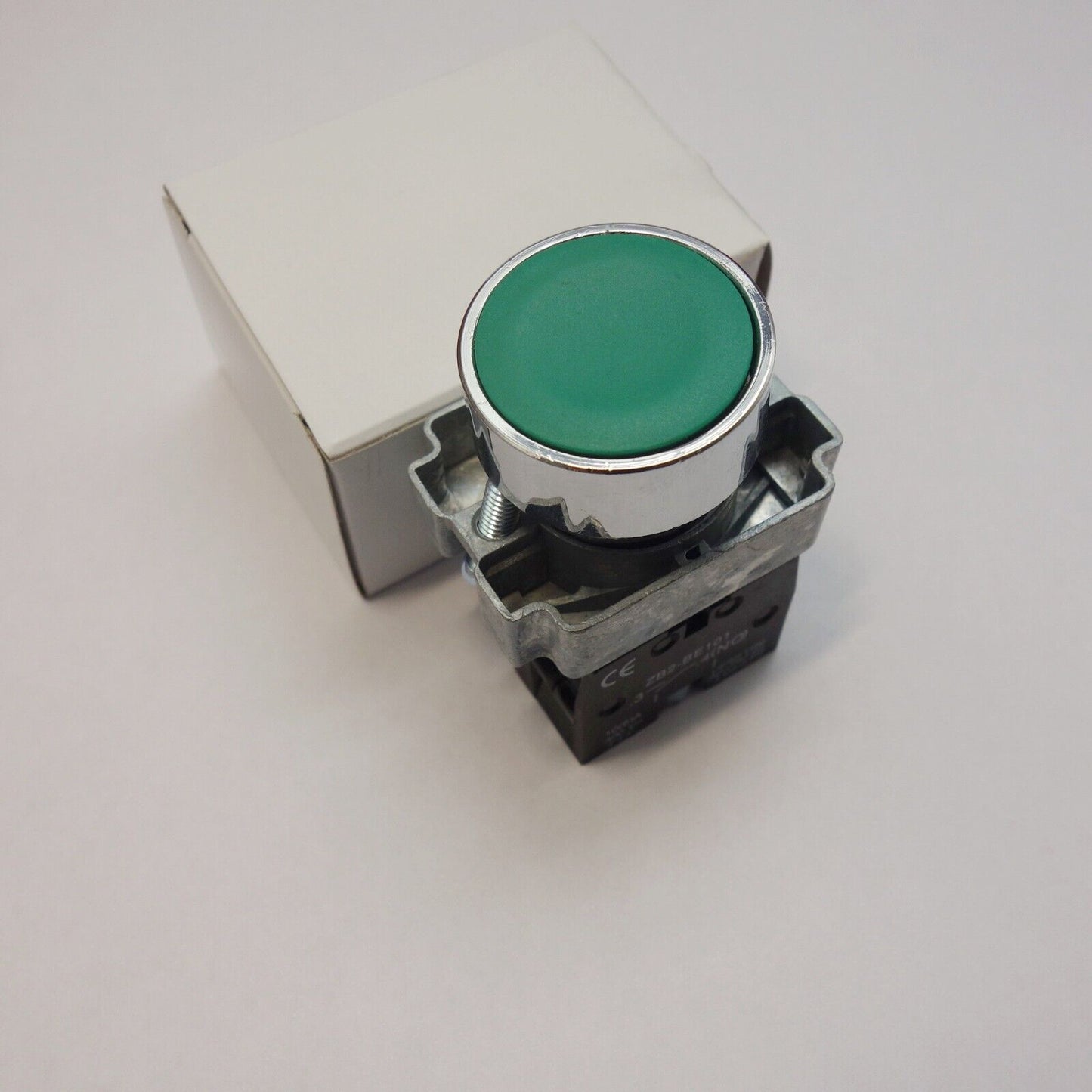 5PCS NEW FITS XB2BA31 22MM Green Momentary PUSH BUTTON Switch