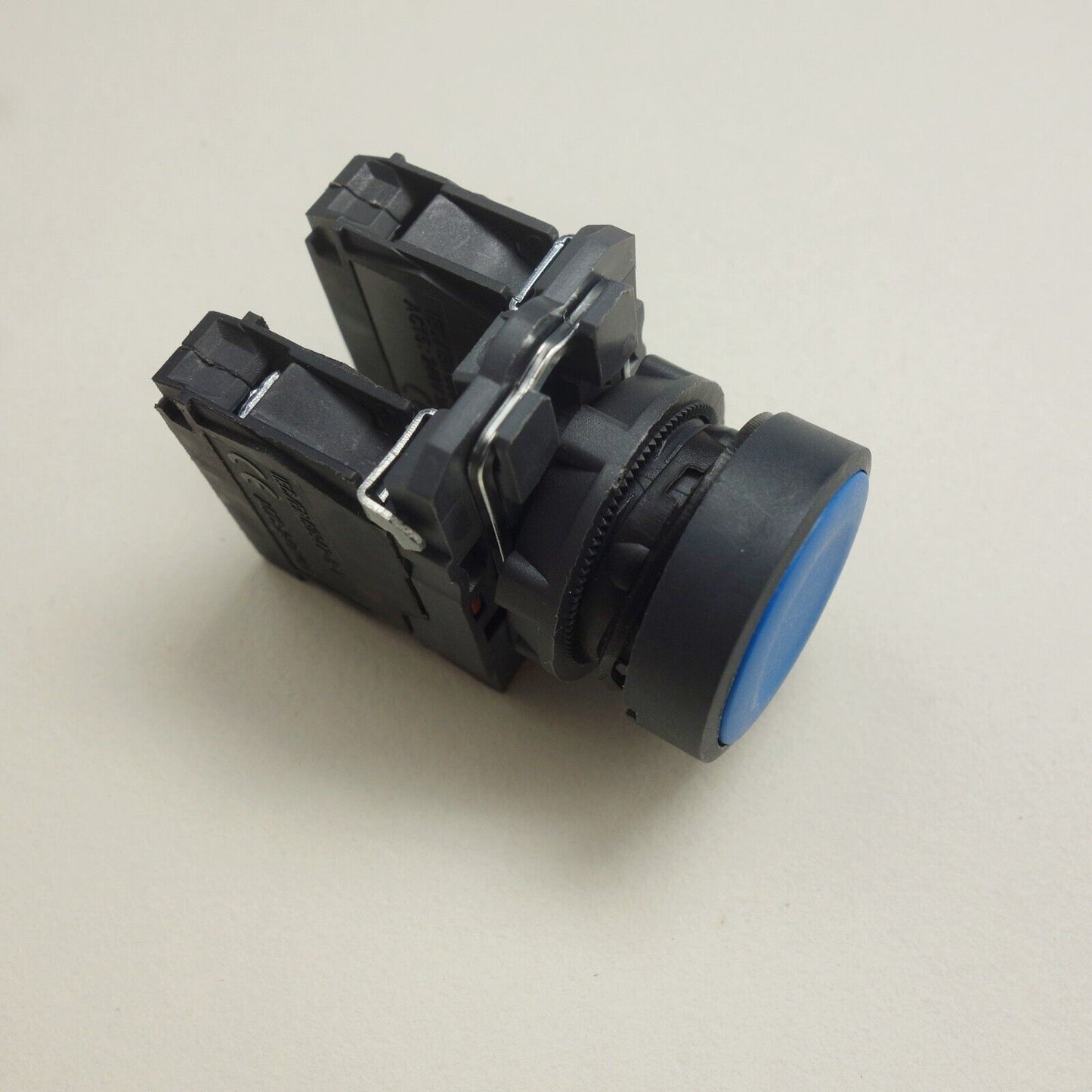 2PCS 22MM PUSHBUTTON SWITCH FITS XB5AA65 Blue 1NO/1NC SPRING Return flush push