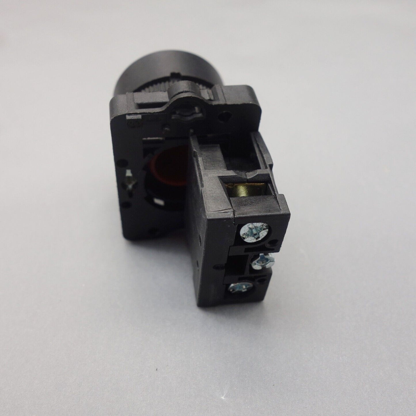 2PCS 22MM PUSHBUTTON SWITCH FITS XB2EA42 RED 1NC flush push Momentary Plastic