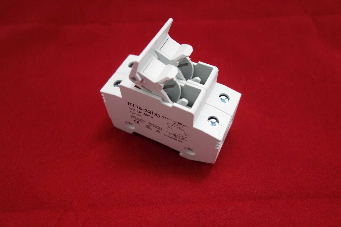 1PC 2 Poles Din Rail Mounting RT18-32 Fuse Holder for 10x38MM Fuse link