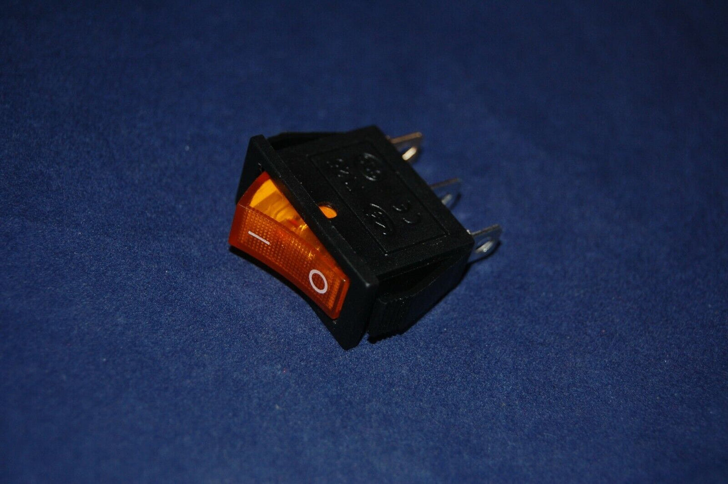 5Pcs YELLOW Light Illuminated Rectangle 2 Position Rocker Switch 3 Pin 24V AC/DC