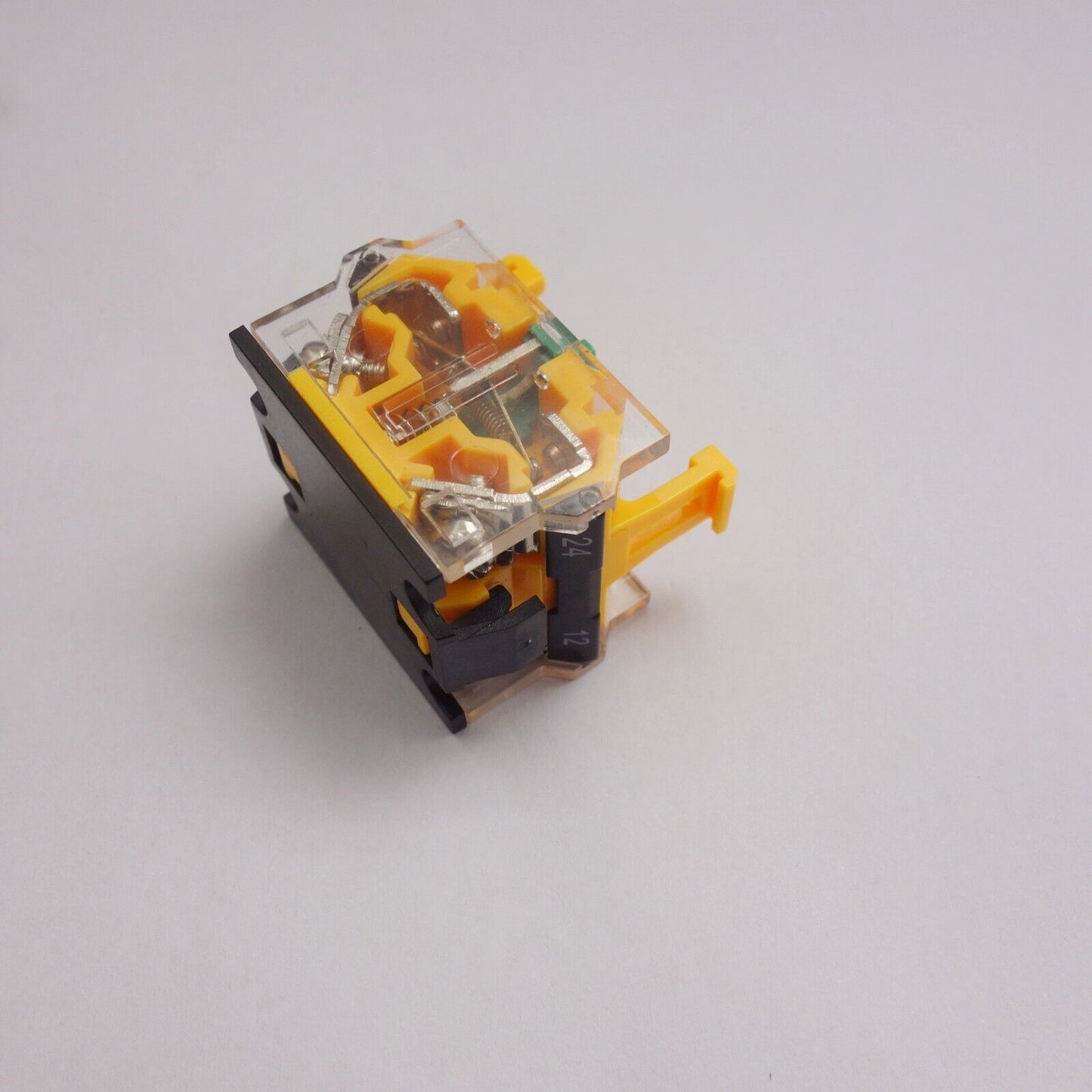 2PCS C11 1NO and 1NC Switch base CONTACT BLOCK USE FORLA38 LA39 Series Products