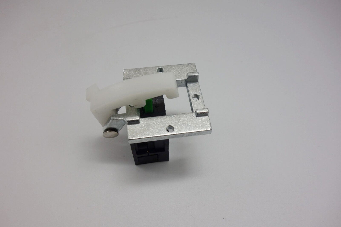 1PC Fits XAC S101 Contact Block base mounting for XAC A Pendant control station