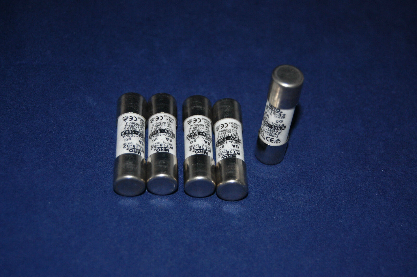 10 Pcs 500V 16A 10x38mm Ceramic Cylindrical Fuse Links RO15