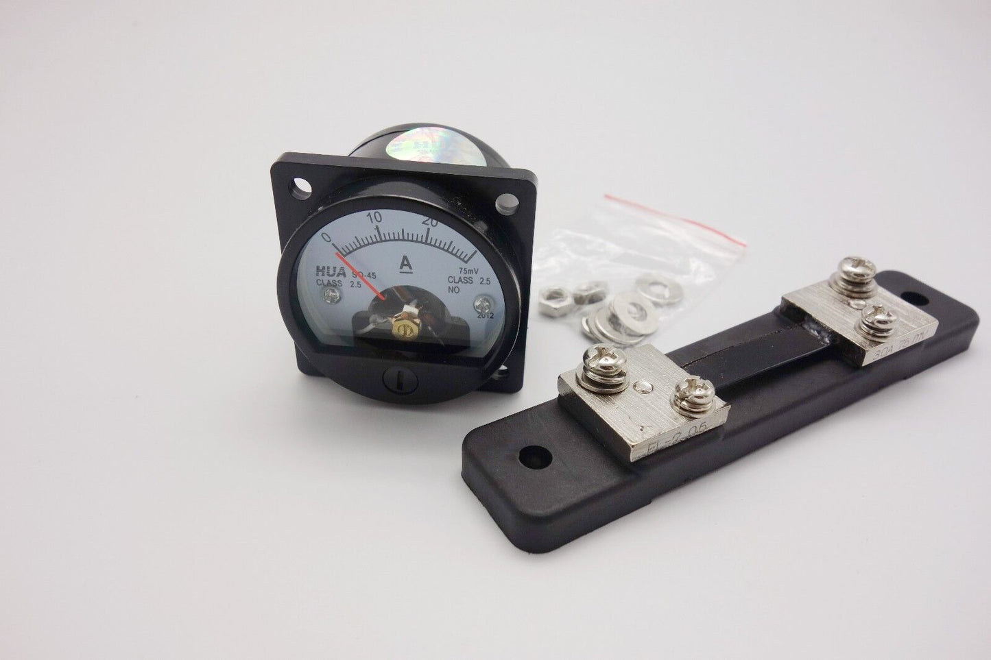 1PC DC 0-30A Analog Ammeter Panel AMP Current Meter SO45 Cutout 45mm with Shunt