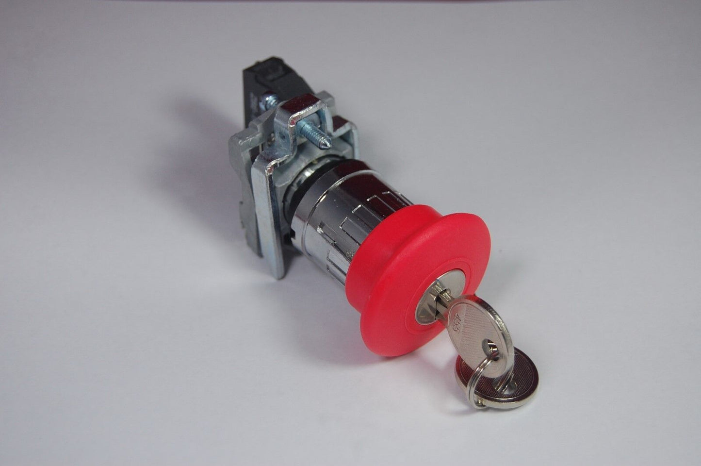 1PC Mushroom head Key release Emergency switching off pushbuttons Fits XB4BS142