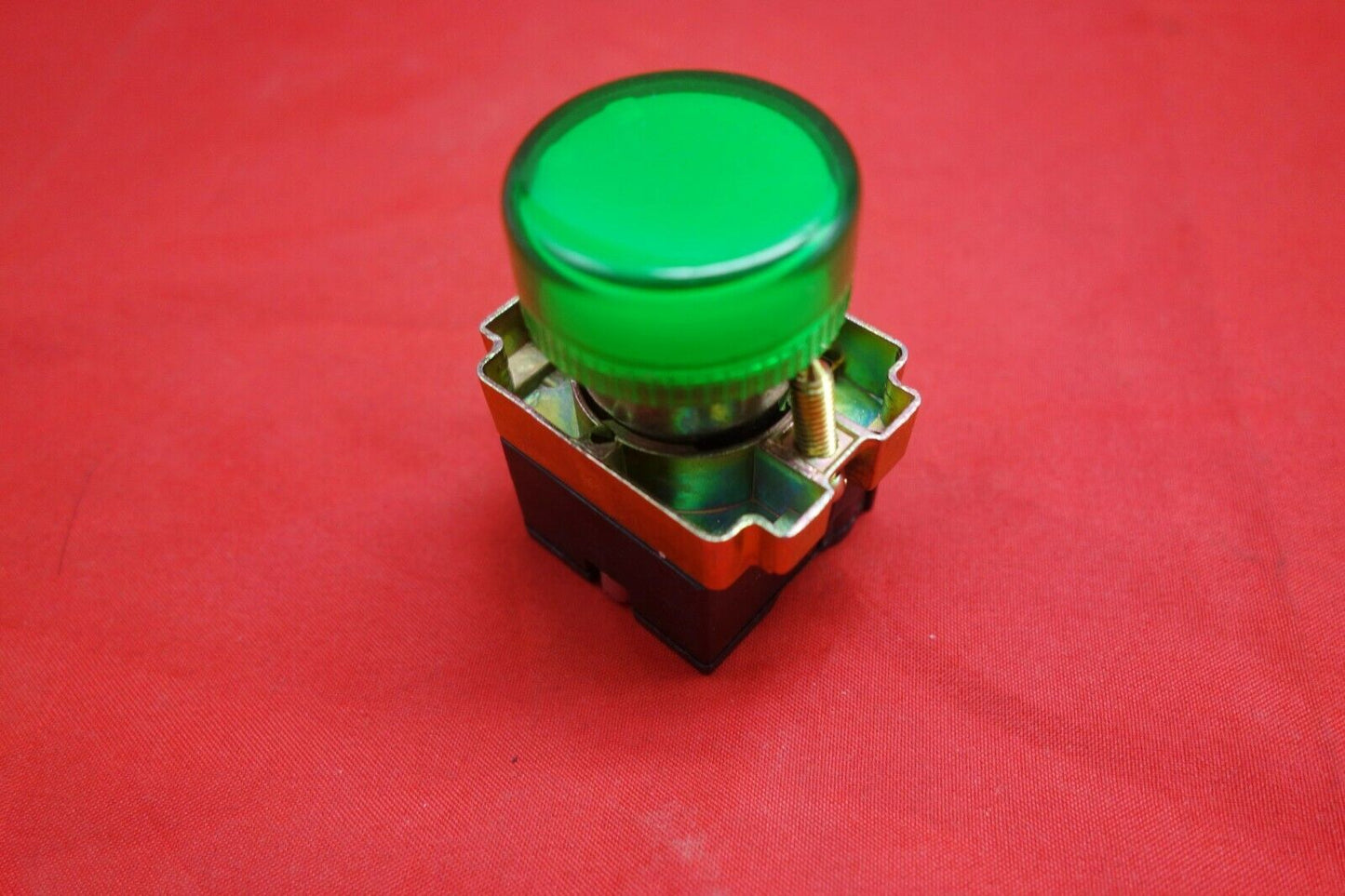 1PC 22MM Green LED Pilot Fits XB2 BV63 direct BA9S 110V AC LED Blub included