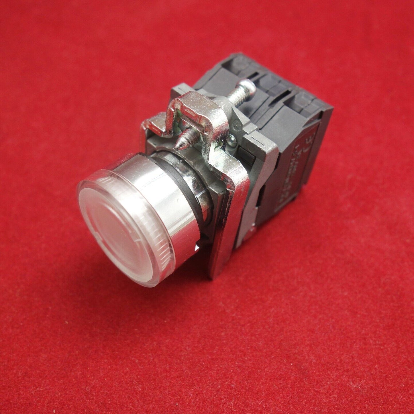 10PCS 22MM illuminated pushbuttons Fits XB4BW31B5 24V AC/DC White