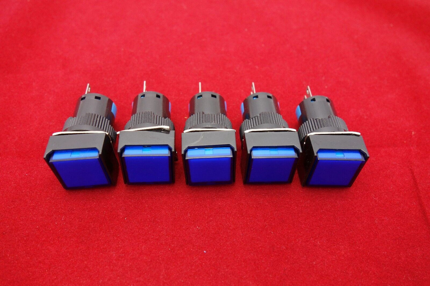 5PCS 16MM Blue Square Maintained PUSH BUTTON 3 Pins 250V AC 3A / DC 30V 5A
