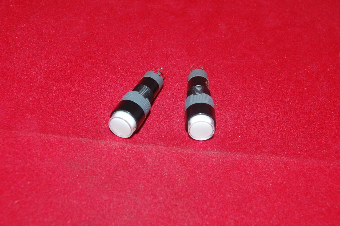 5PCS 10MM White Light ROUND LED ILLUMINATED Pilot Lamp 220V AC 2 PINS