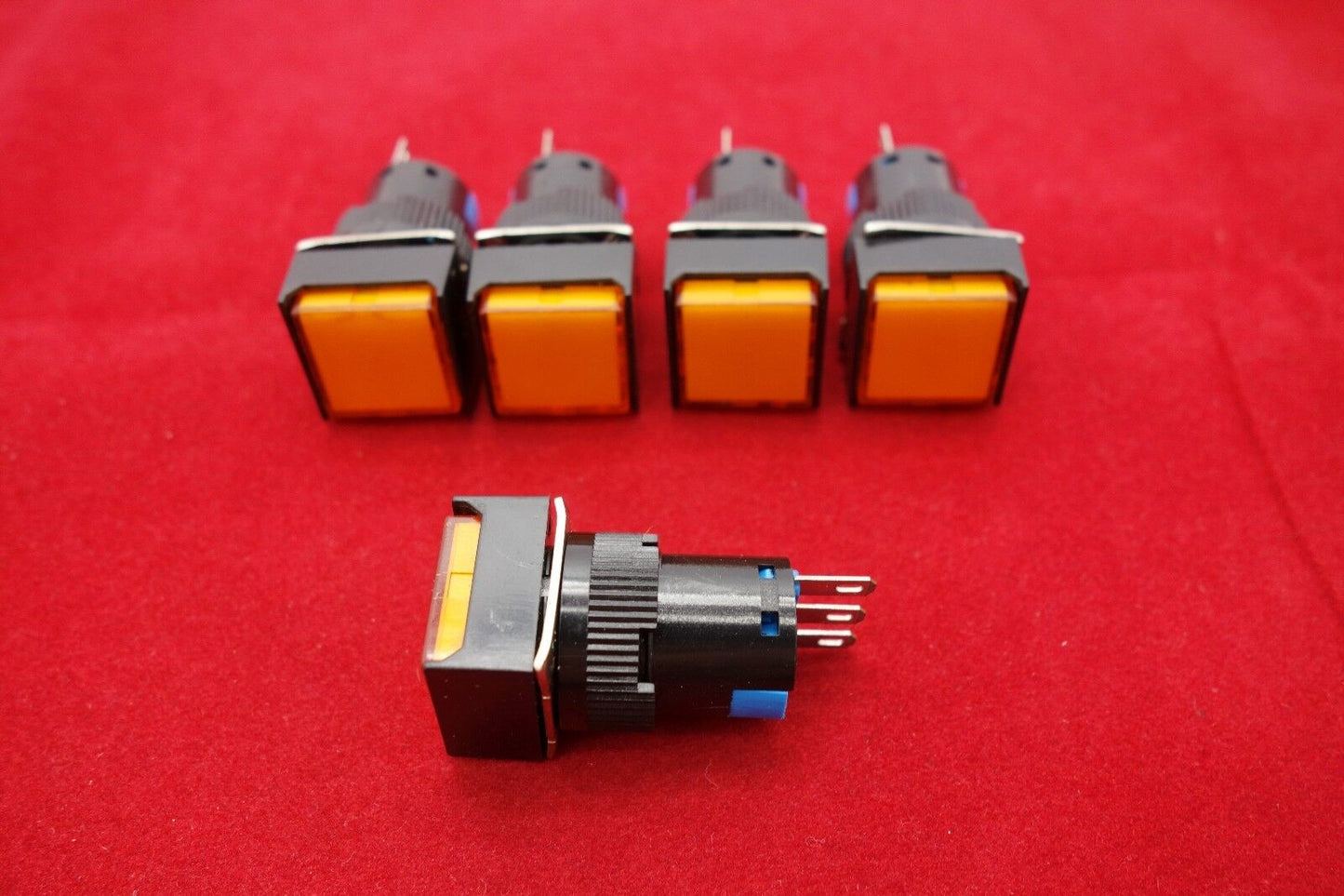 5PCS 16MM Yellow Square Momentary Spring return PUSH BUTTON 3 Pins LA39-E11F/Y