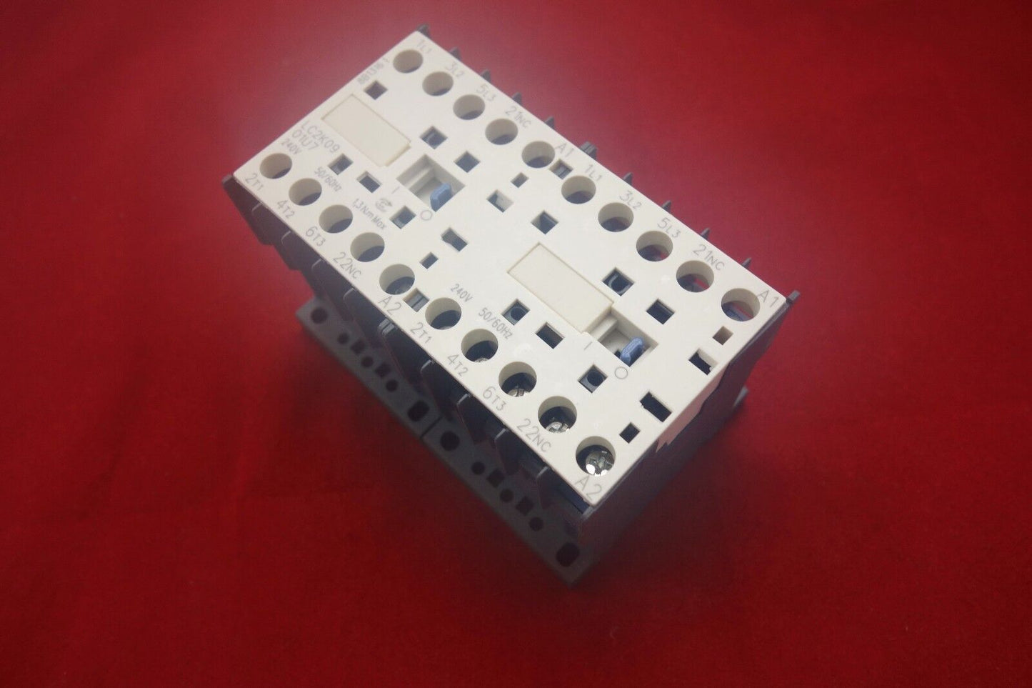 1PC Reversing FITS LC2 K0901 Mechanical Interlock CONTACTOR 9A 240V AC 50/60HZ