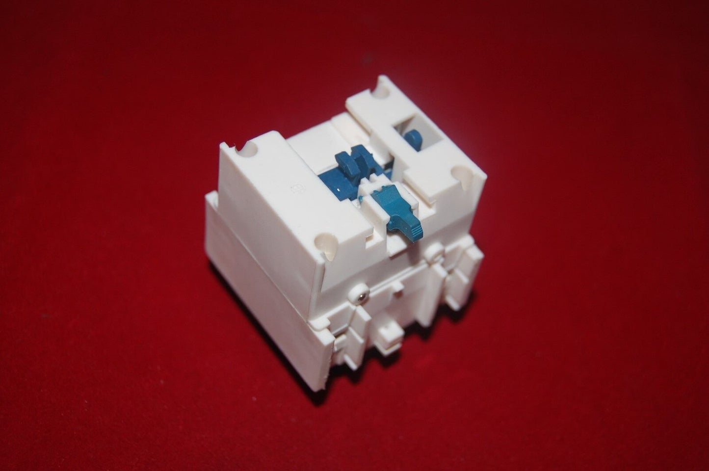 1PC LADT2 ON Delay timer 0.1-30S use for LC1D new type AC Contactor