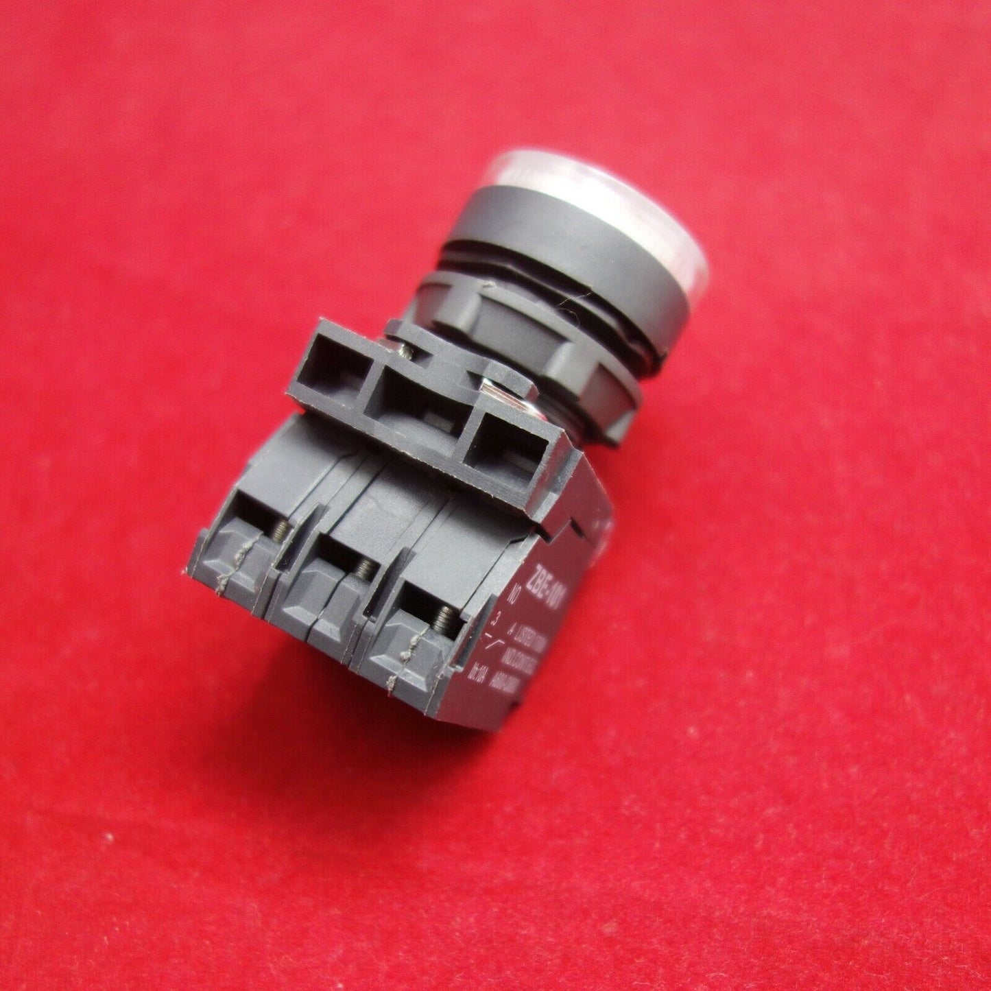 Illuminated 22MM pushbuttons with flush push Fits XB5AW31M5 White 220V Momentary