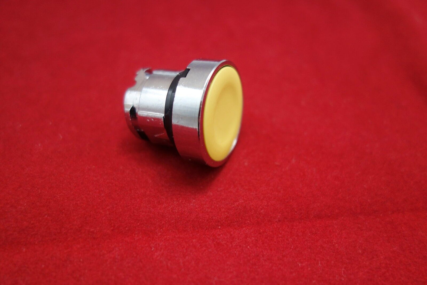 1pc Yellow color fit ZB4- BA5 XB4 Flush 22mm Push button Head for XB4 BA5