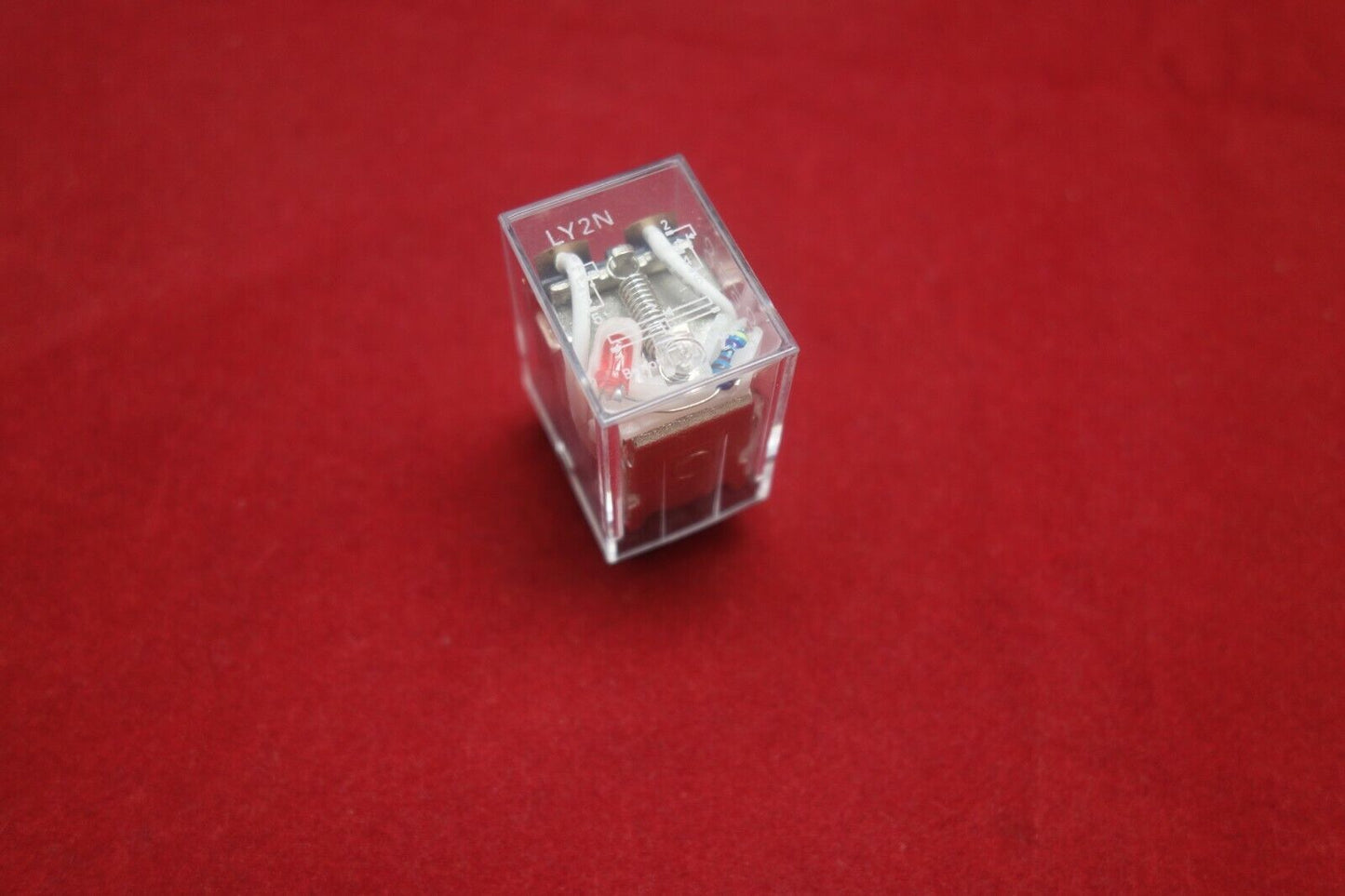 1PC LY2N General Purpose Relay 110V AC 8-Pins 10 Amp With PTF08A Socket
