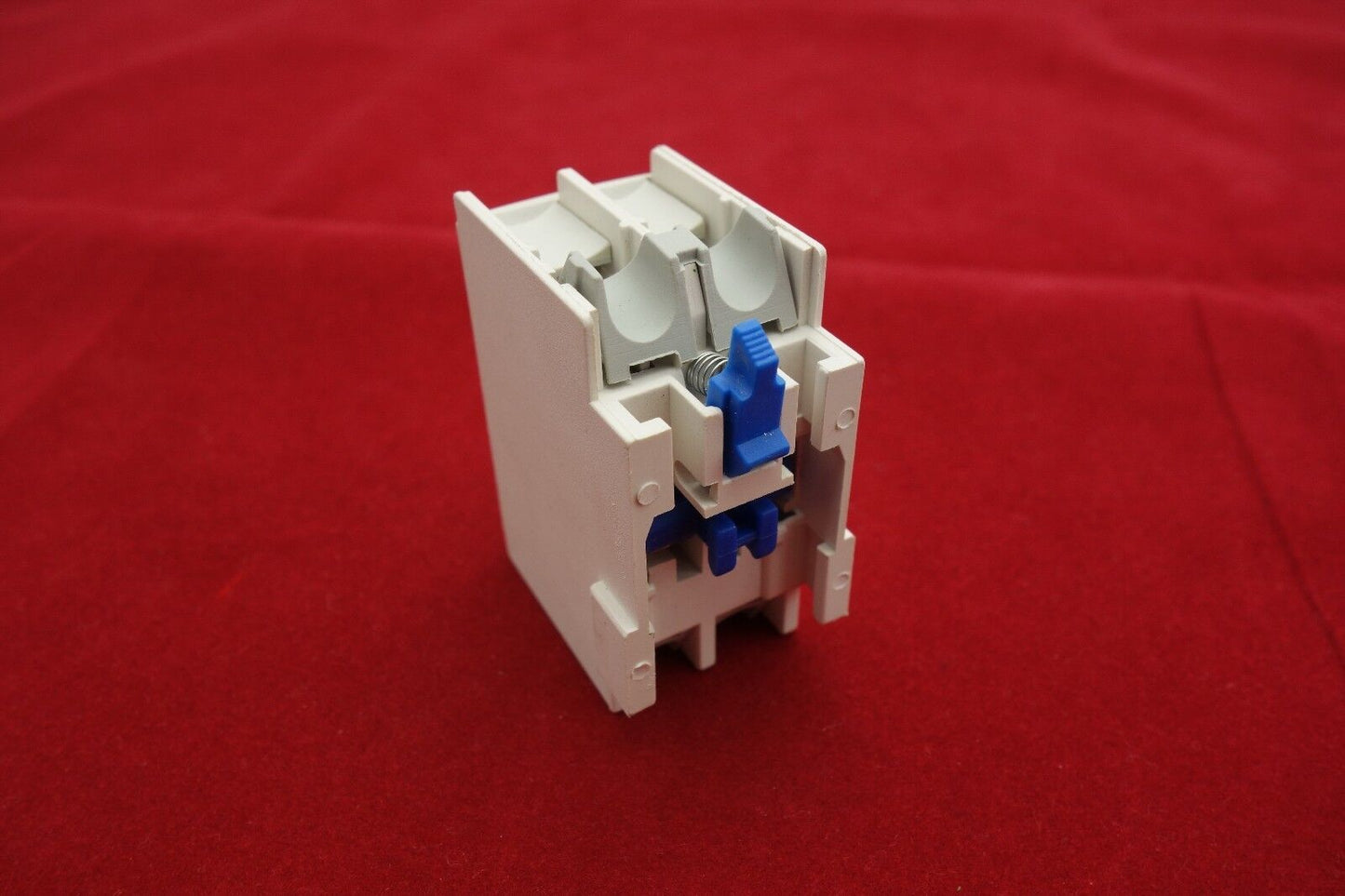 1PC Auxiliary Contact Block Fits LADN02 2NC Use for LC1D NEW TYPE CONTACTOR