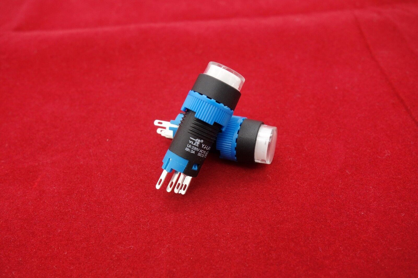 2PCS Cutout 12MM 6V White LED ILLUMINATED Round Latching PUSH BUTTON 5 PINS