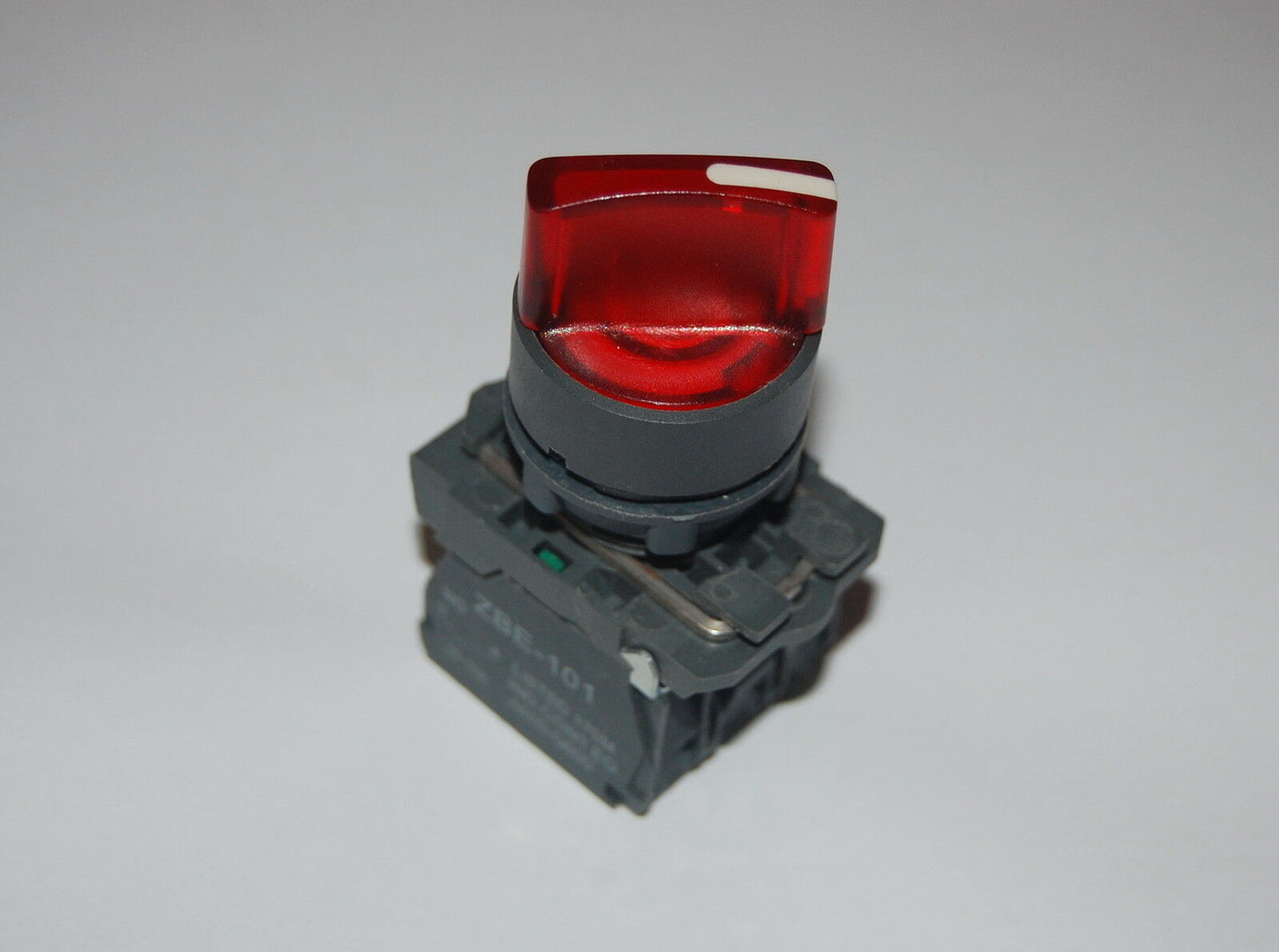 22mm ILLUMINATED Selector switch 2 Position Fits RED XB5AK124M5 220V Maintain