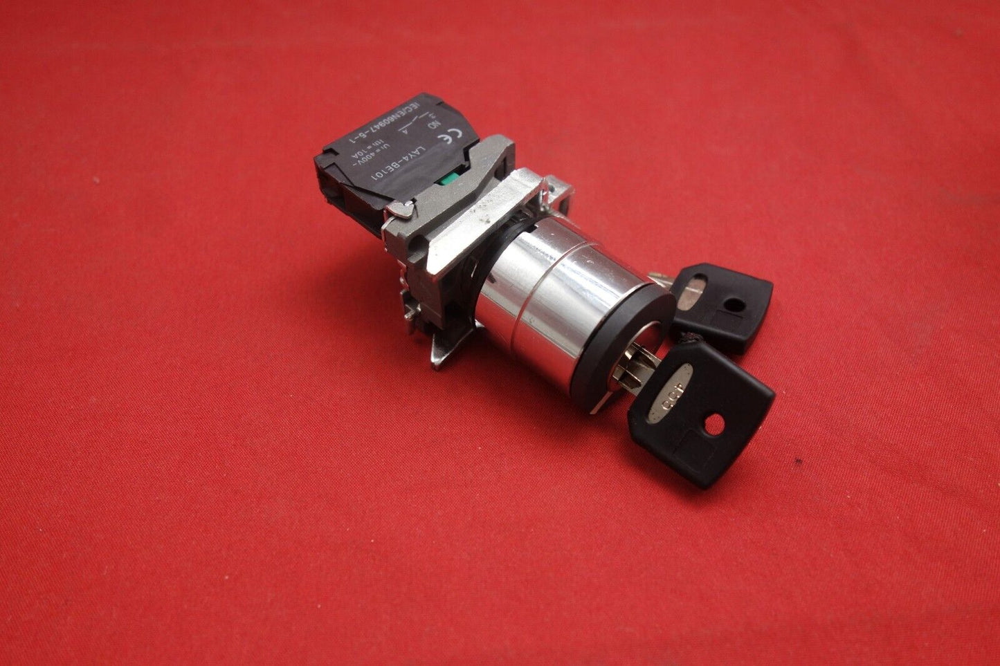 1PC 22mm Key switch 2 Position Stay put Fits Metal XB4BG21 Maintained 1NO