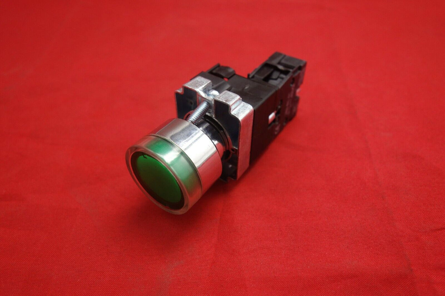 1PC FITS XB2BW33G1 Momentary Green Pushbutton With 110V LED Pilot Light Lamp