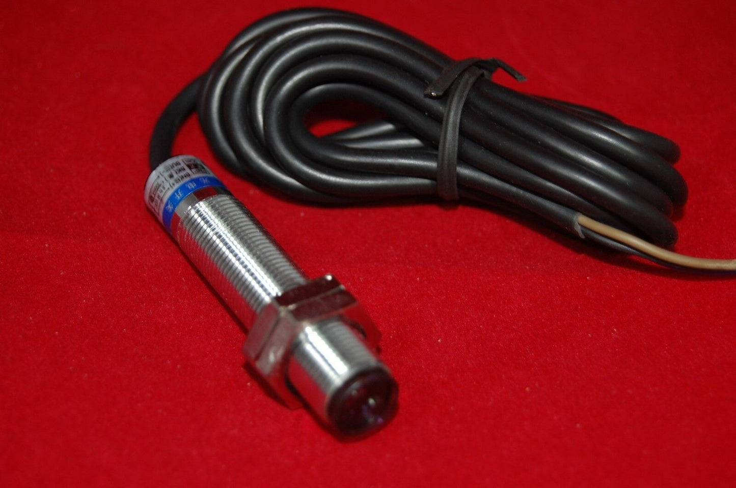1 PC E3F1-DS5C4 Dissfuse photoelectric switch Sensor NPN NO 6-36V DC M12X1