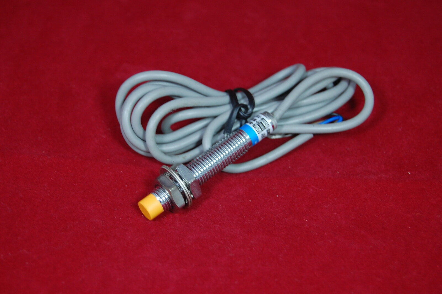 1 PC LJ8A3-2-J/DZ Inductive Proximity Sensor Detection Switch NC AC 90-250V