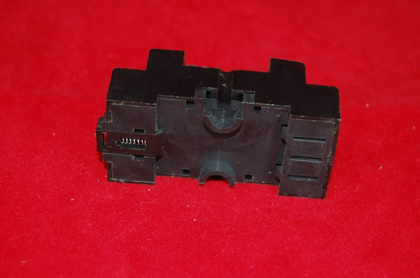 1PC NEW PYF08.5A RELAY SOCKET BASE