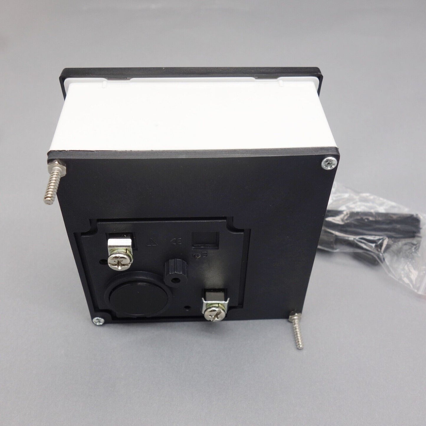 1PC Analogue Frequency Panel Meter 45-65HZ 110V 96*96MM directly Connect