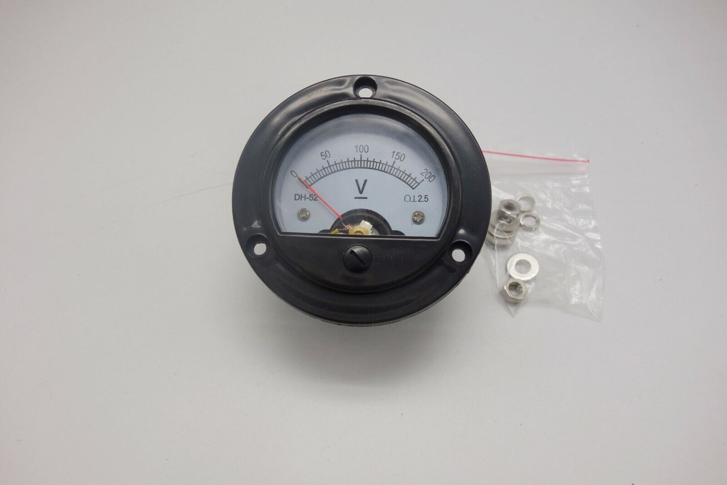 DC 0-200V Round Analog Voltmeter Analogue Voltage panel meter Dia. 66.4mm DH52