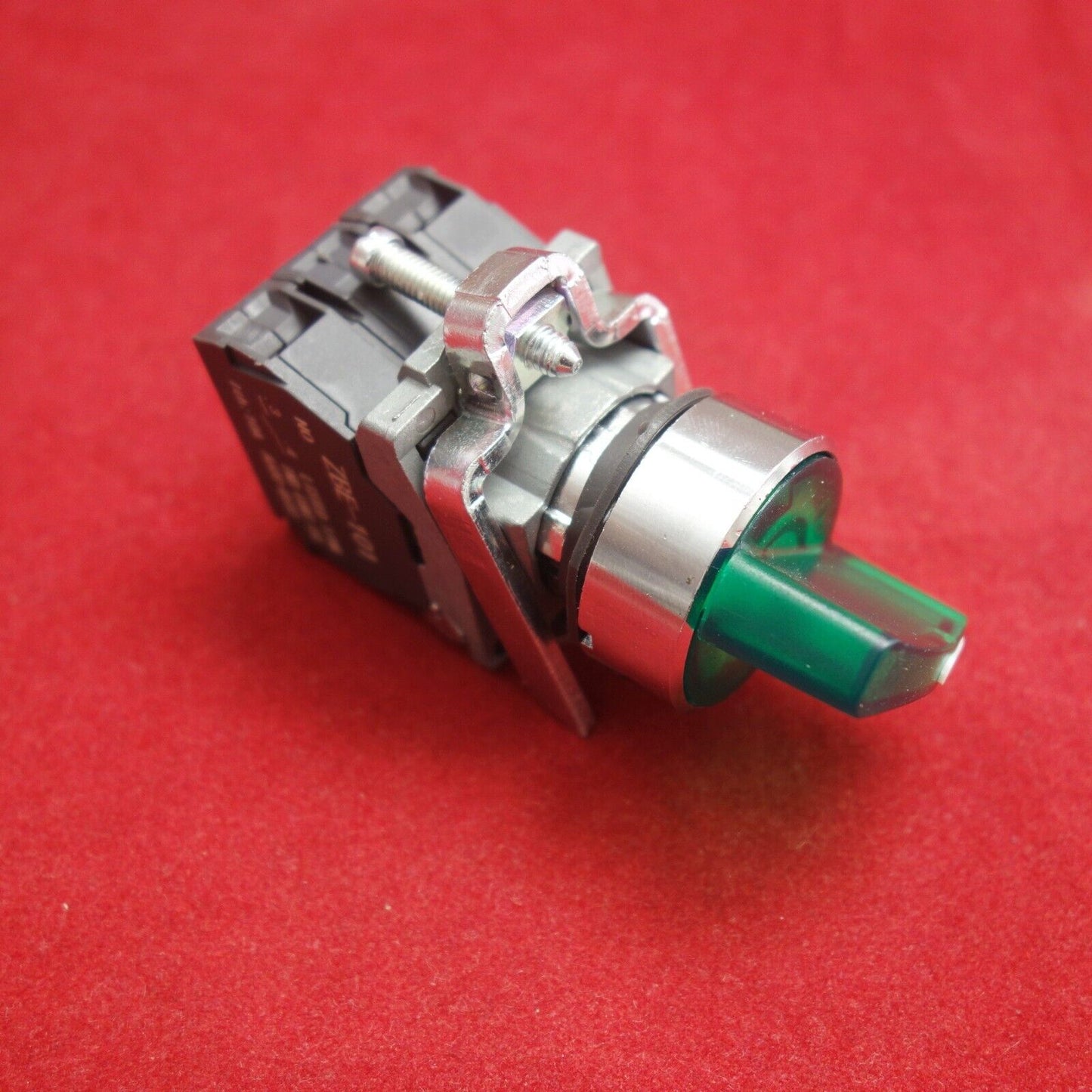 22mm ILlUMINATED Selector switch 3 Position Fits Green XB4BK133M5 220V Maintain