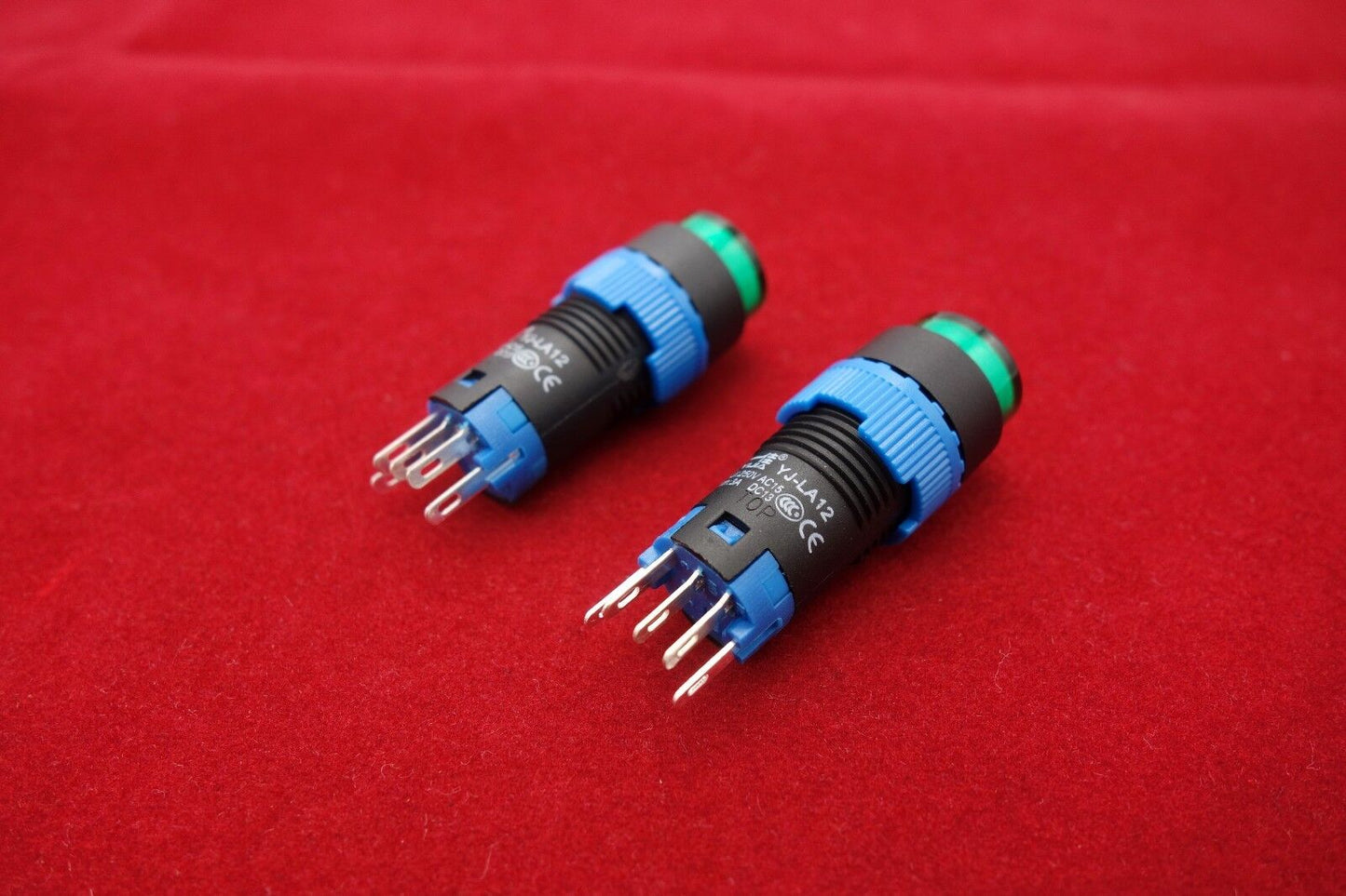 2PCS Cutout 12MM 48V Green LED ILLUMINATED Round Latching PUSH BUTTON 5 PINS