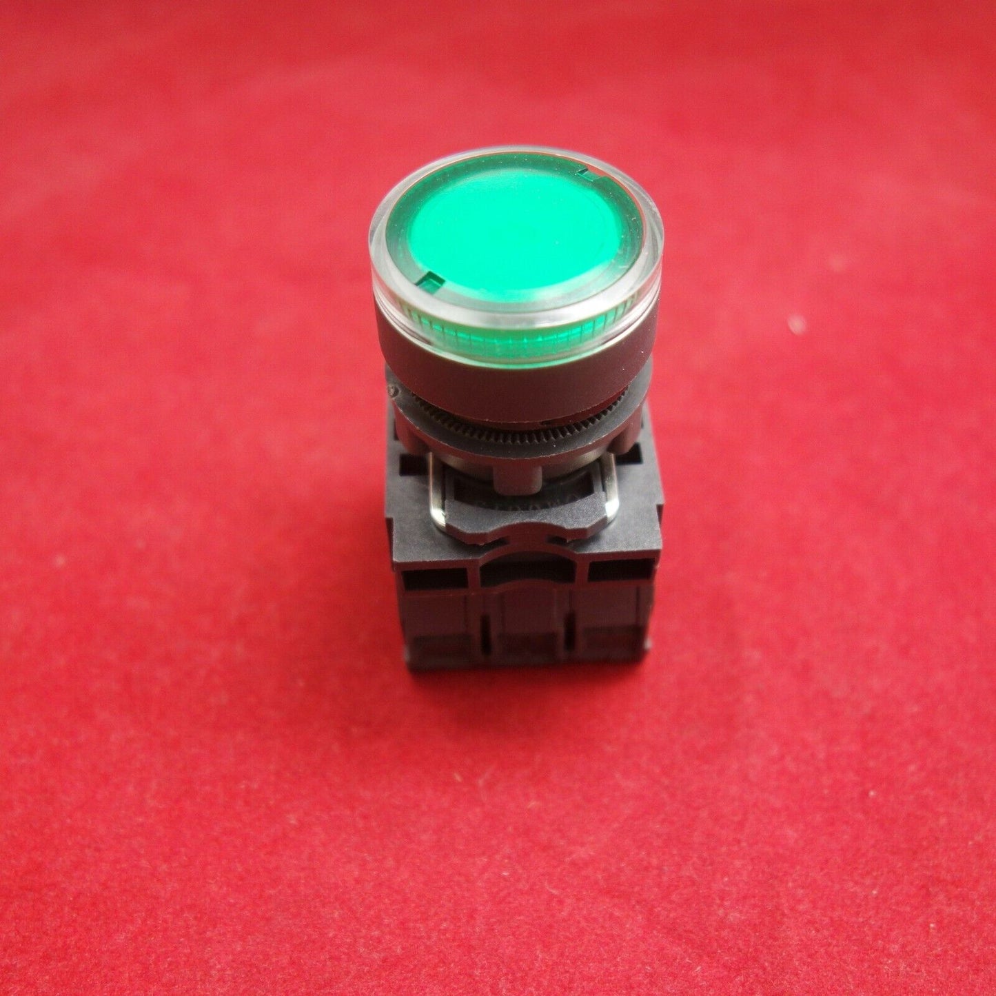 1PC 22mm Green Illuminated pushbutton Switch Fits XB5AW33B5 24V LED Momentary