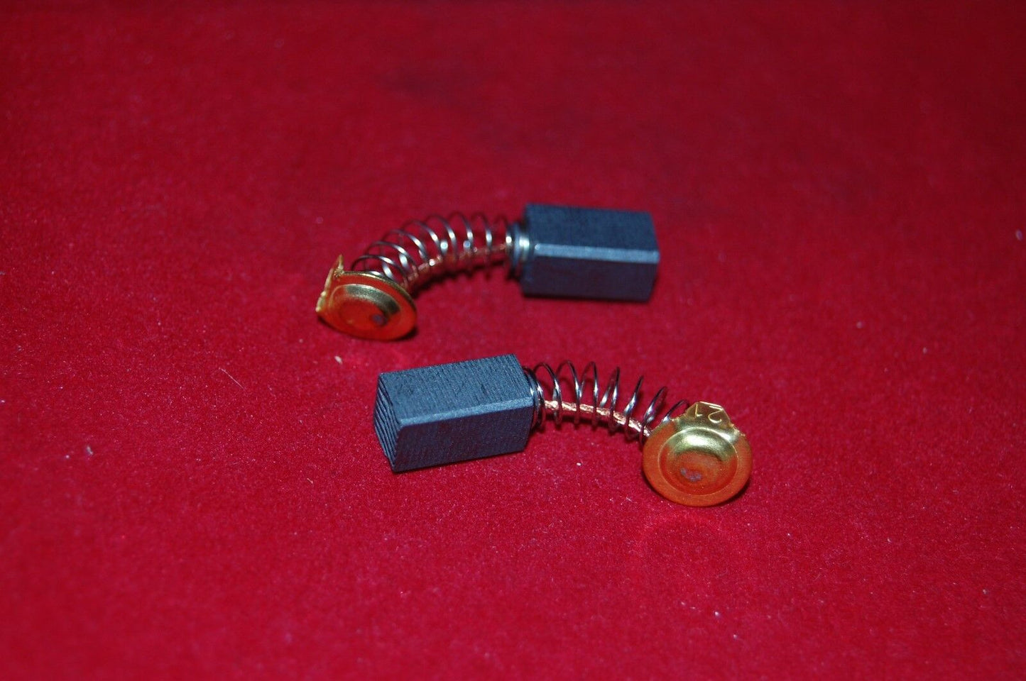 10PCS 14x7.5x6.5mm(LxWxH) Spring Carbon brush