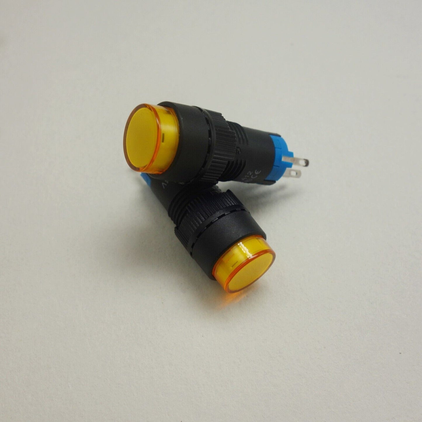2PCS 12MM Yellow LED ILLUMINATED ROUND Latching PUSH BUTTON 2NO/2NC 2POLES