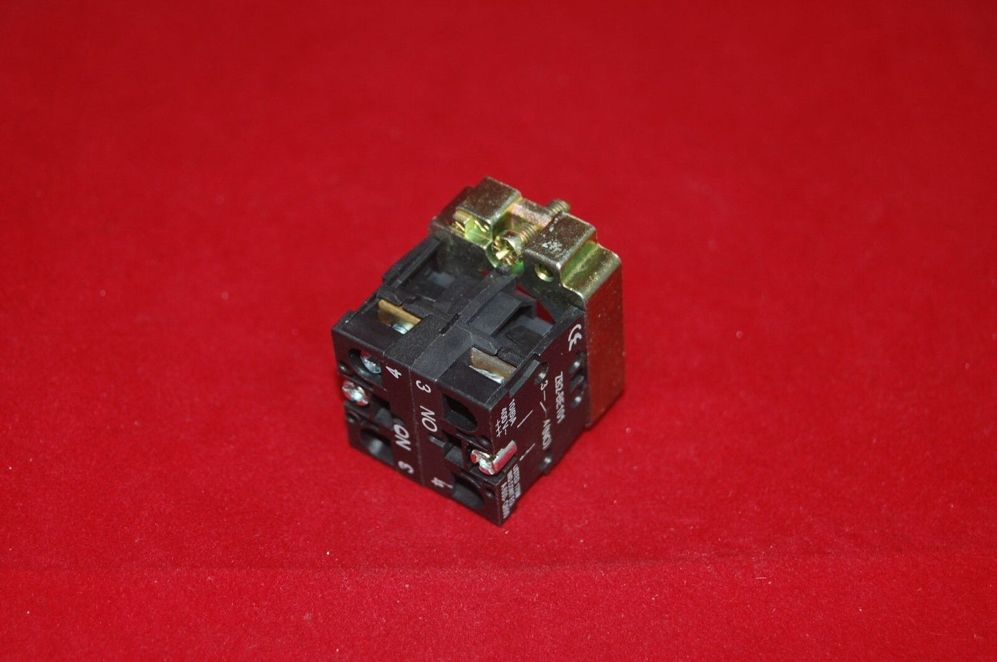 1 PC 1NO/1NC CONTACT BLOCK with metal mount body FITS XB2 Series Products