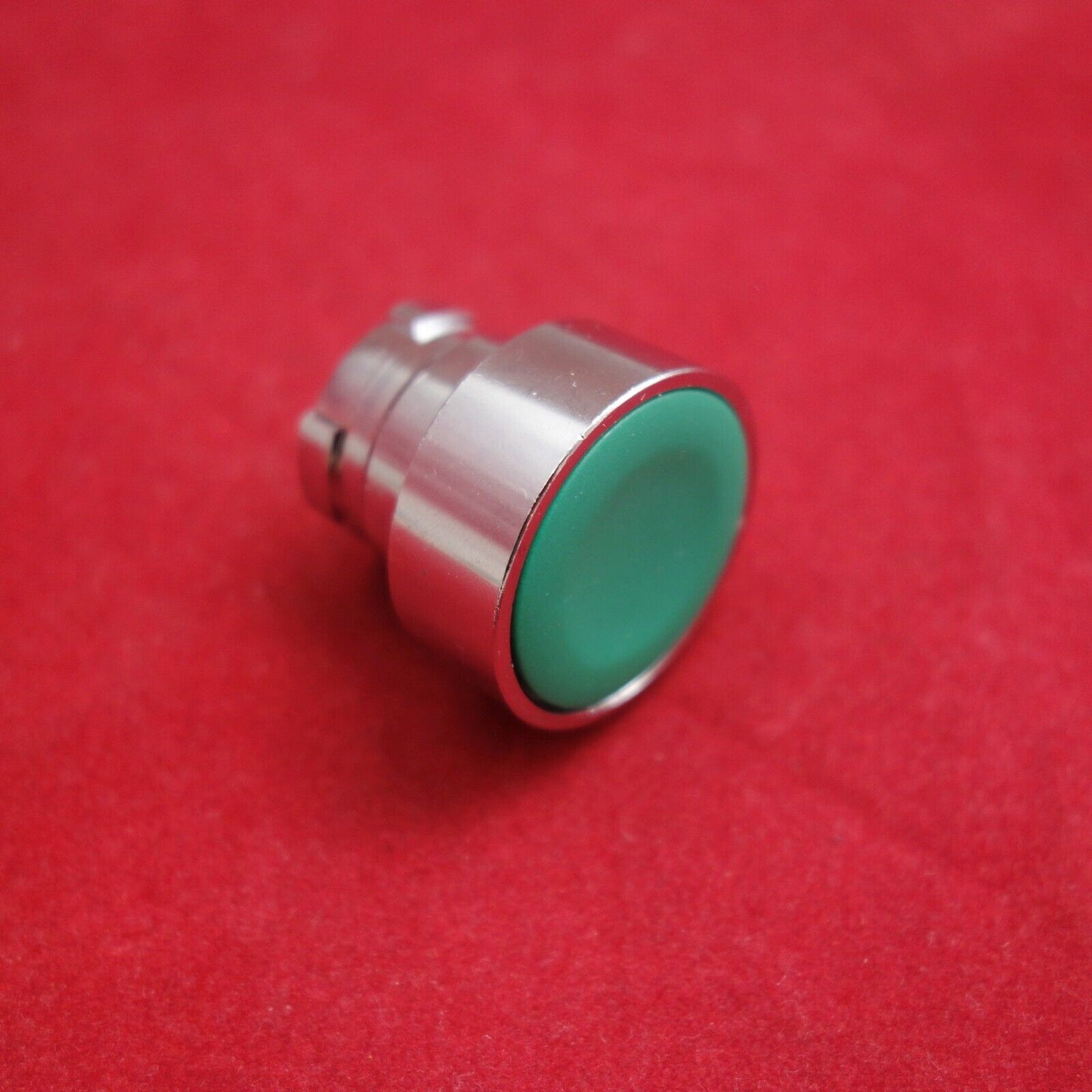 2pcs Green color fits ZB2- BA3 XB2 22mm Push button Head for XB2 BA31/35