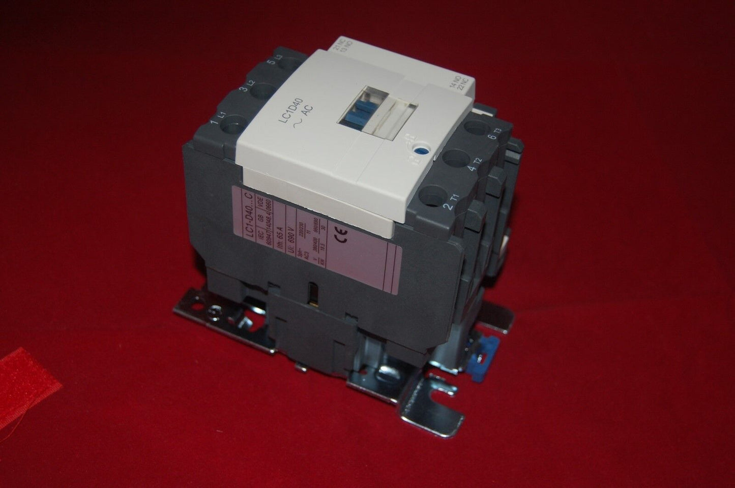 1pc New type FITS LC1D40F7 AC CONTACTOR 40A COIL 110V AC 50/60HZ